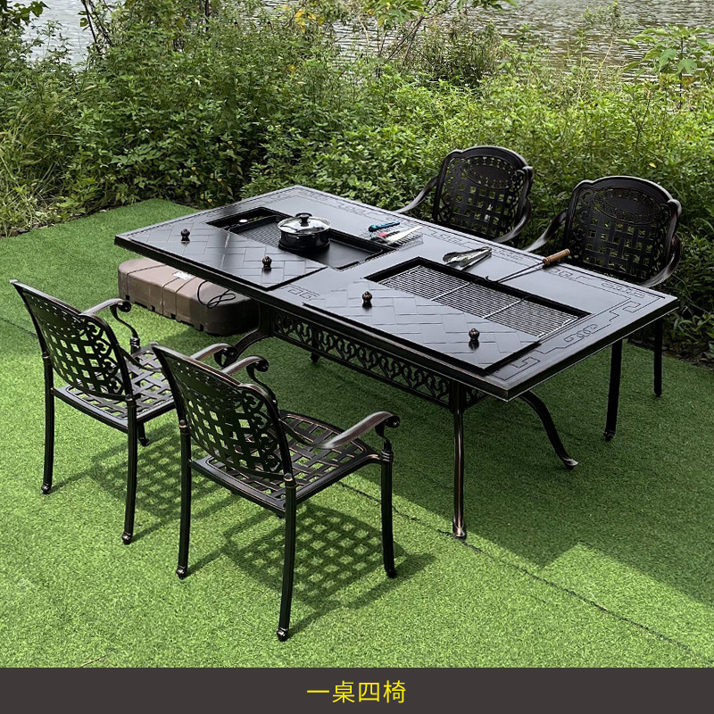 Outdoor Furniture Table And Chairs - Ensemble de meubles en fer forgé